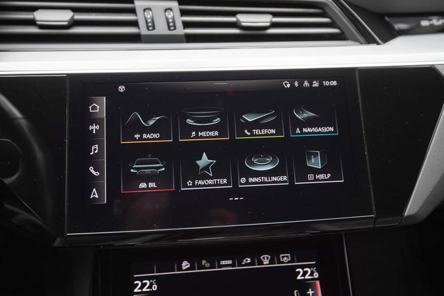 2021 AUDI E-TRON - 18