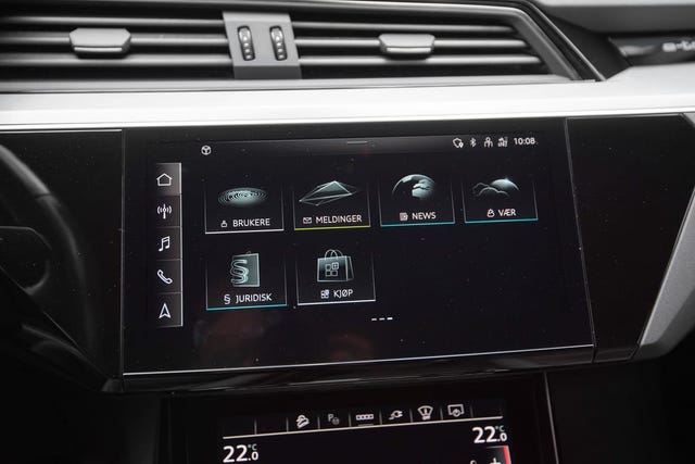 2021 AUDI E-TRON - 19
