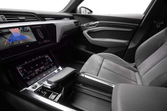 2021 AUDI E-TRON - 13