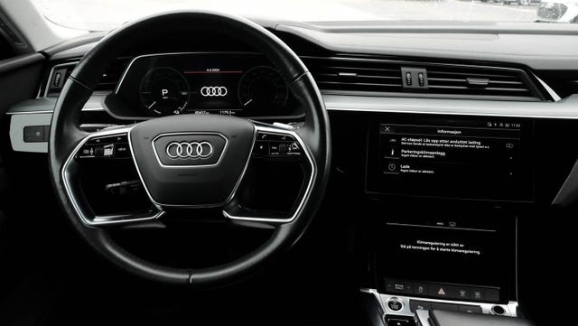 2021 AUDI E-TRON - 15