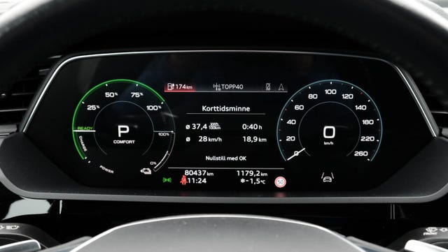 2021 AUDI E-TRON - 31