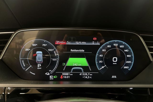 2020 AUDI E-TRON - 16
