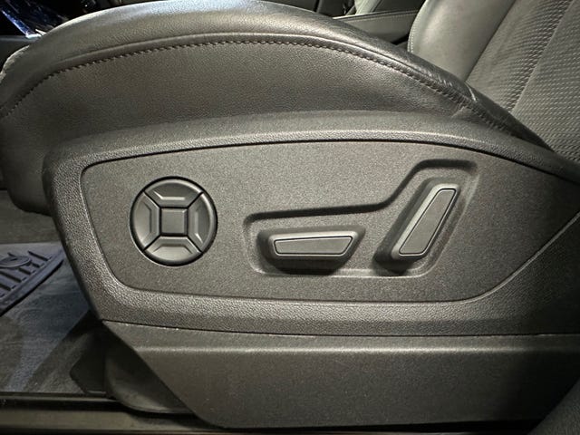 2020 AUDI E-TRON - 26