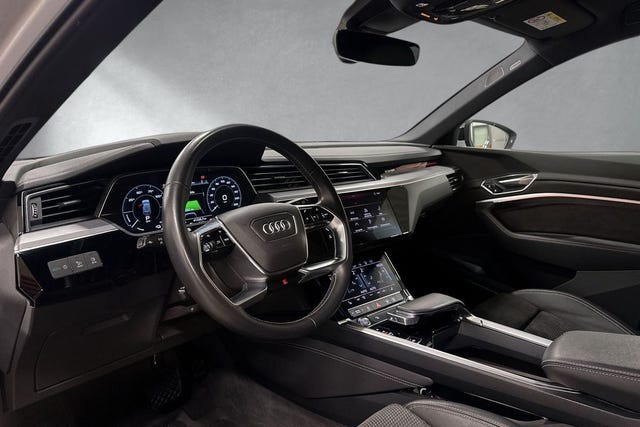 2020 AUDI E-TRON - 13