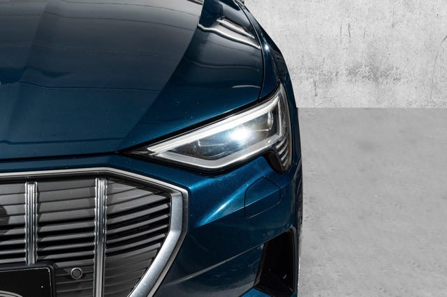 2020 AUDI E-TRON - 13