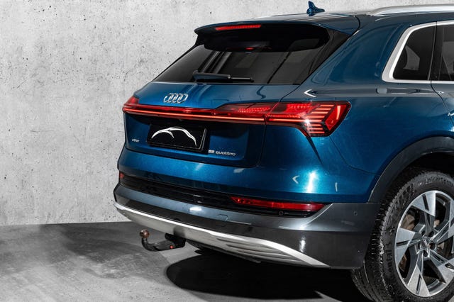 2020 AUDI E-TRON - 12