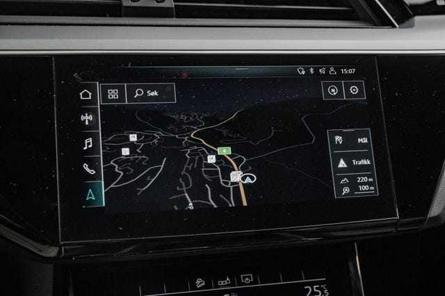 2020 AUDI E-TRON - 23