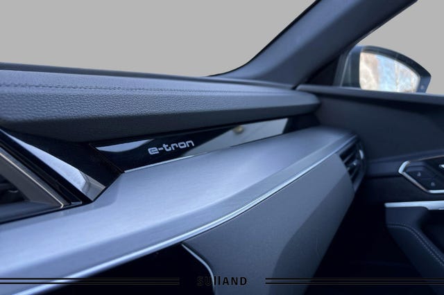 2020 AUDI E-TRON - 20