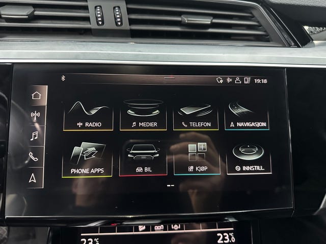 2020 AUDI E-TRON - 16