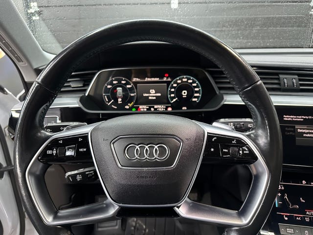 2020 AUDI E-TRON - 14