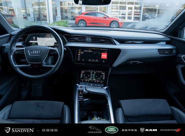 2021 AUDI E-TRON - 33