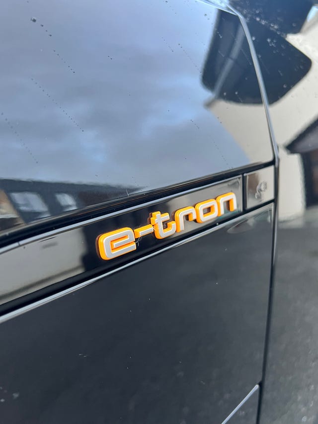 2021 AUDI E-TRON - 15