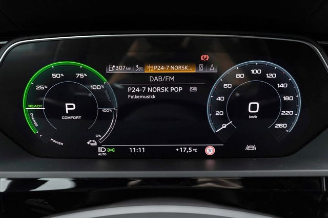 2020 AUDI E-TRON - 17