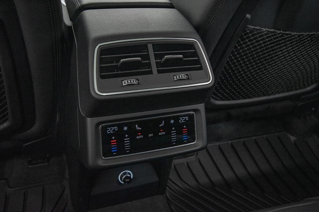 2020 AUDI E-TRON - 35