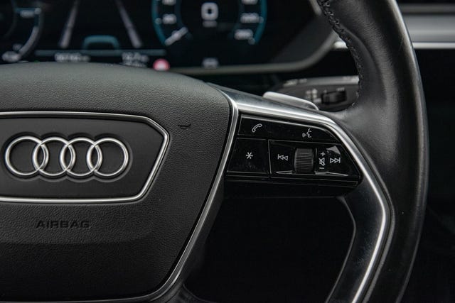 2020 AUDI E-TRON - 26