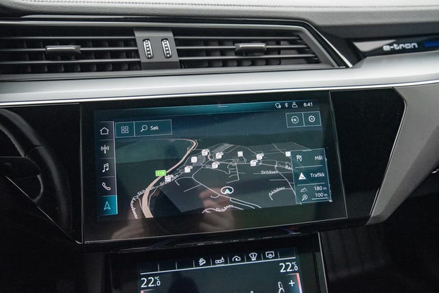 2020 AUDI E-TRON - 30