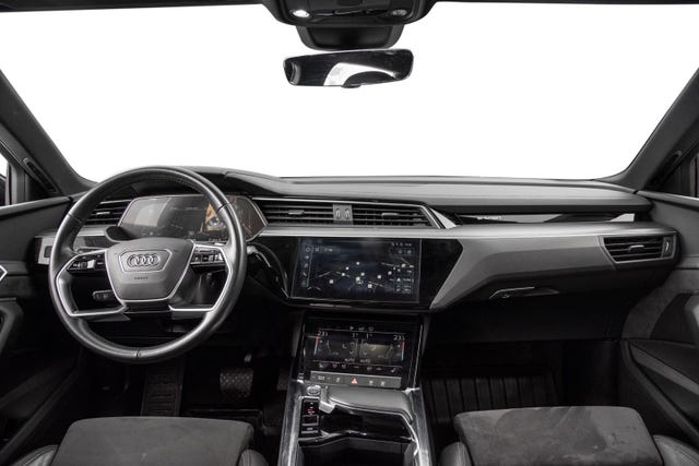 2020 AUDI E-TRON - 21