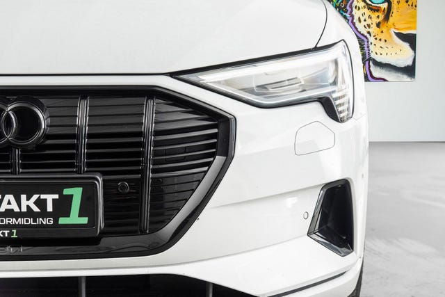 WAUZZZGE8LB035104 2020 AUDI E-TRON-3