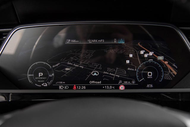 2020 AUDI E-TRON - 11