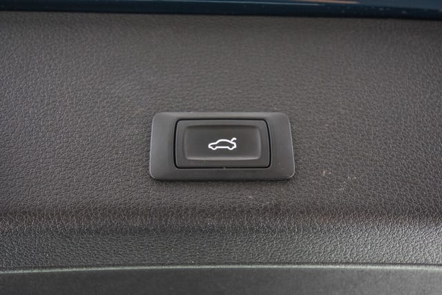 2020 AUDI E-TRON - 11