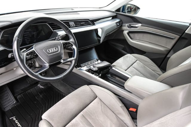 2020 AUDI E-TRON - 13