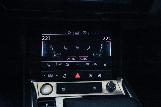 2020 AUDI E-TRON - 23