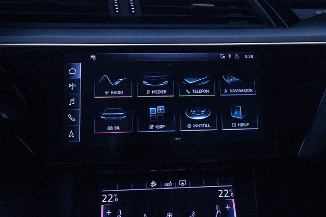 2020 AUDI E-TRON - 26