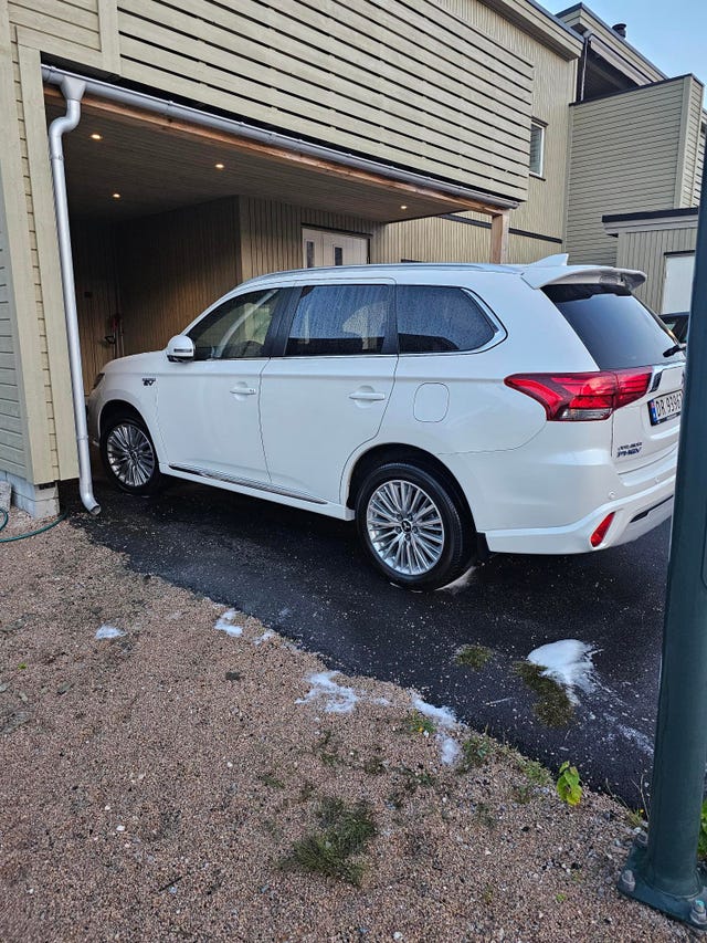 JMBXDGG3WLZ021899 2020 MITSUBISHI OUTLANDER-3