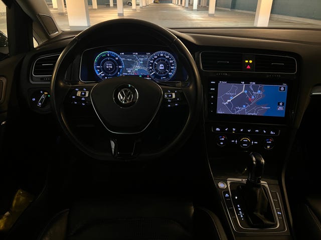 2018 VOLKSWAGEN GOLF - 11