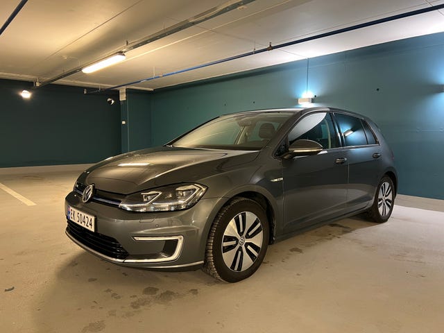 WVWZZZAUZJW900737 2018 VOLKSWAGEN GOLF-2