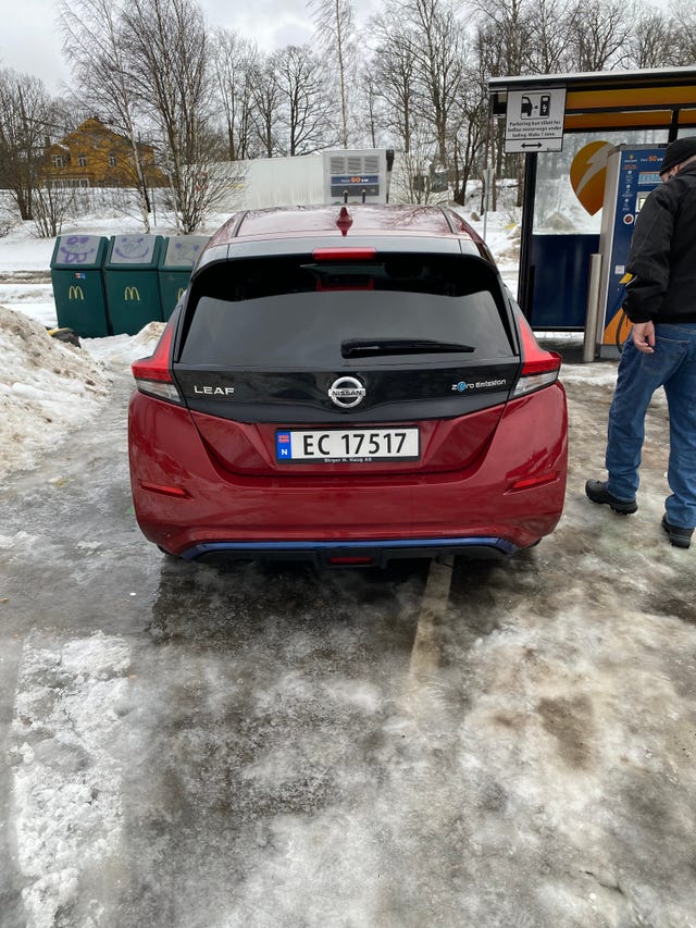 SJNFAAZE1U0115373 2020 NISSAN LEAF-1