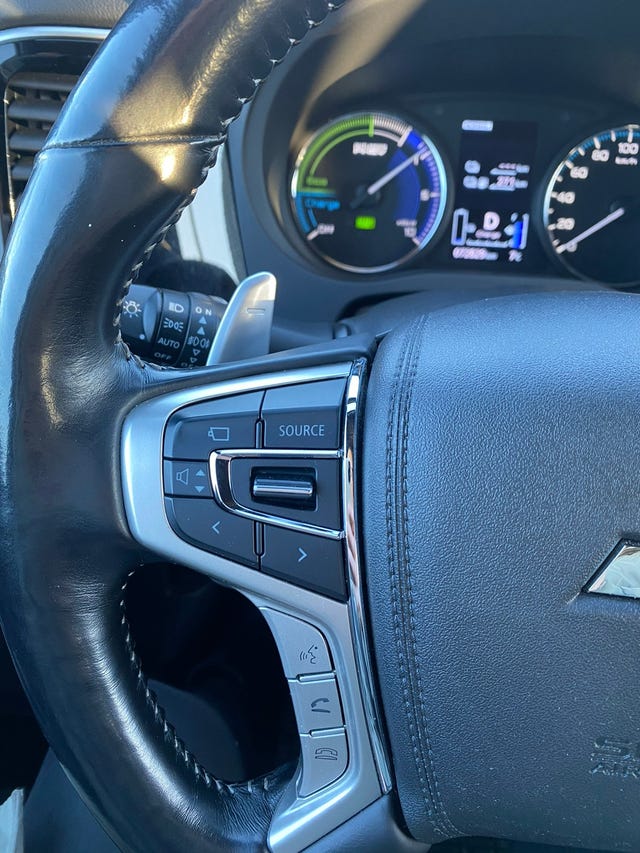 2020 MITSUBISHI OUTLANDER - 16
