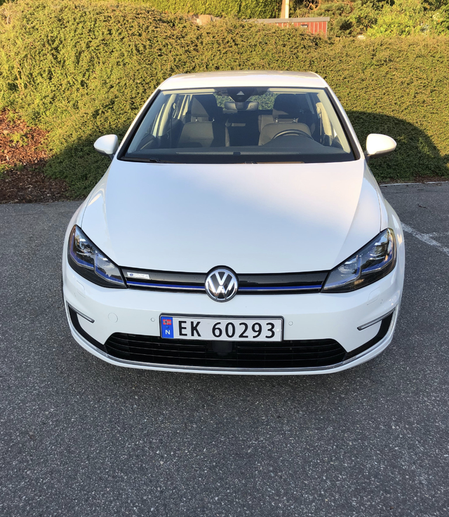 WVWZZZAUZJ8902102 2018 VOLKSWAGEN GOLF-0