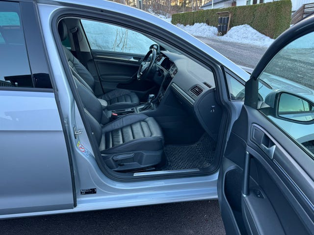 2019 VOLKSWAGEN GOLF - 10