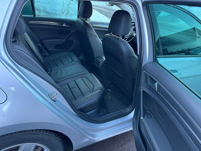 2019 VOLKSWAGEN GOLF - 9