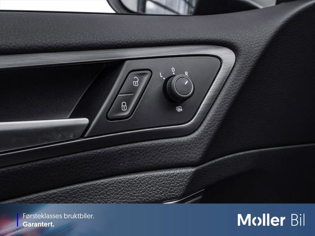 2019 VOLKSWAGEN GOLF - 26