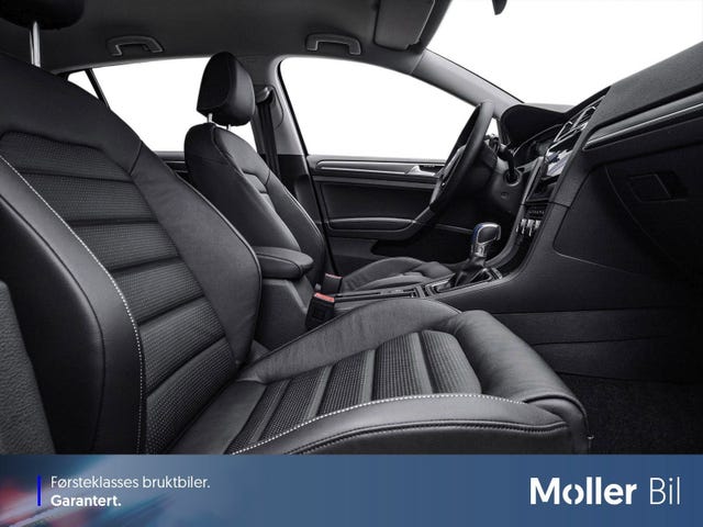 2019 VOLKSWAGEN GOLF - 19