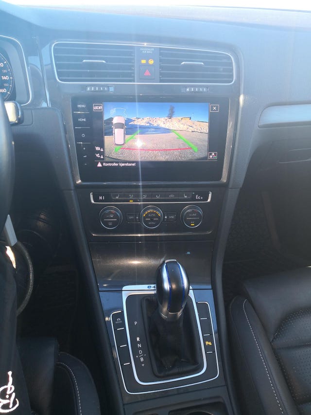 2019 VOLKSWAGEN GOLF - 15