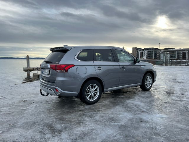 2020 MITSUBISHI OUTLANDER - 7