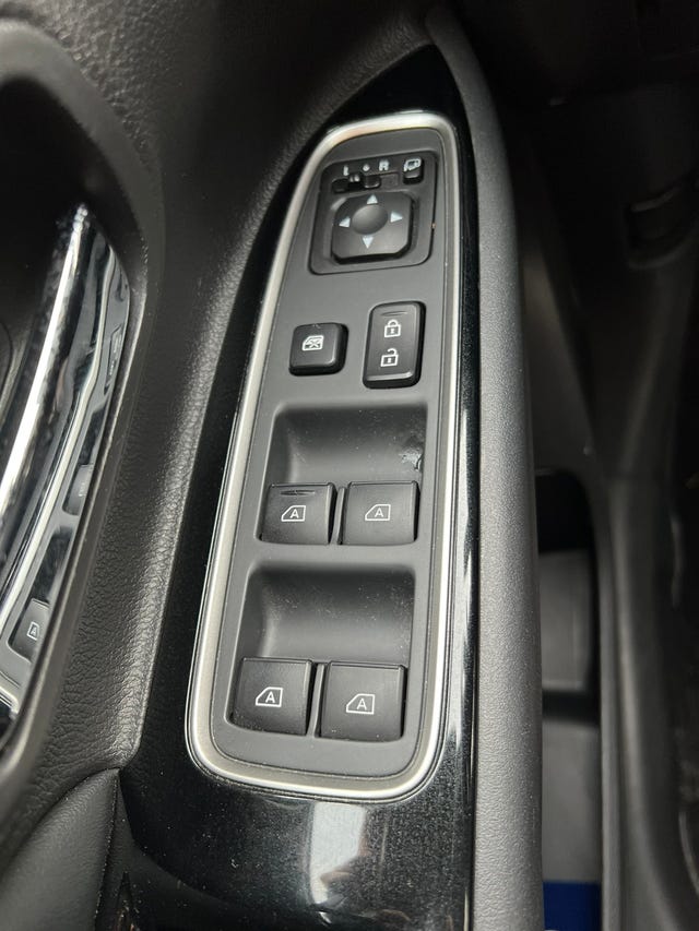 2020 MITSUBISHI OUTLANDER - 23