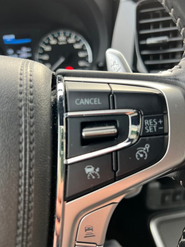 2020 MITSUBISHI OUTLANDER - 24