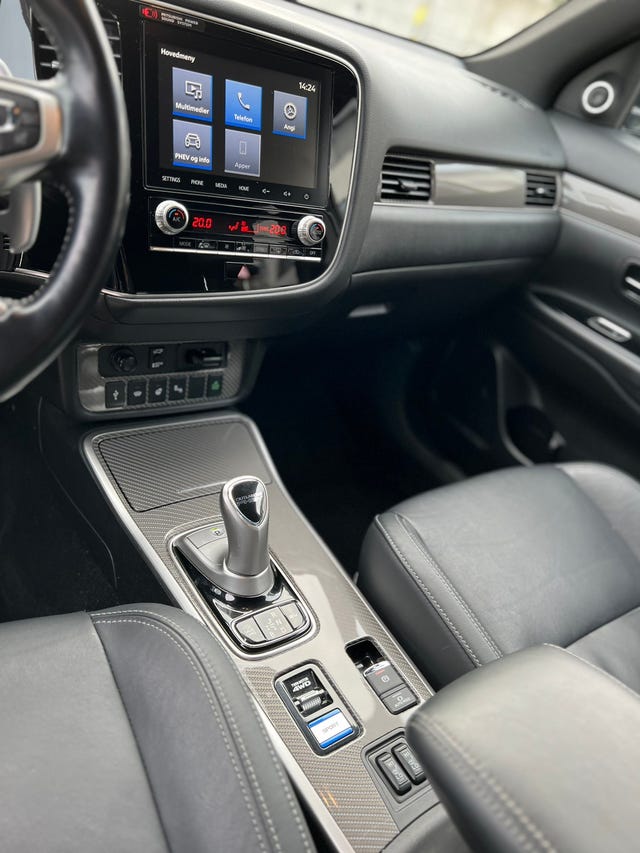 2020 MITSUBISHI OUTLANDER - 33