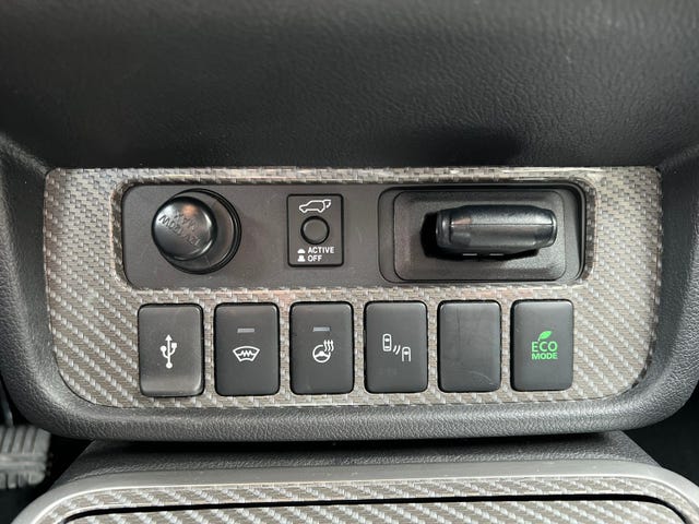 2020 MITSUBISHI OUTLANDER - 26