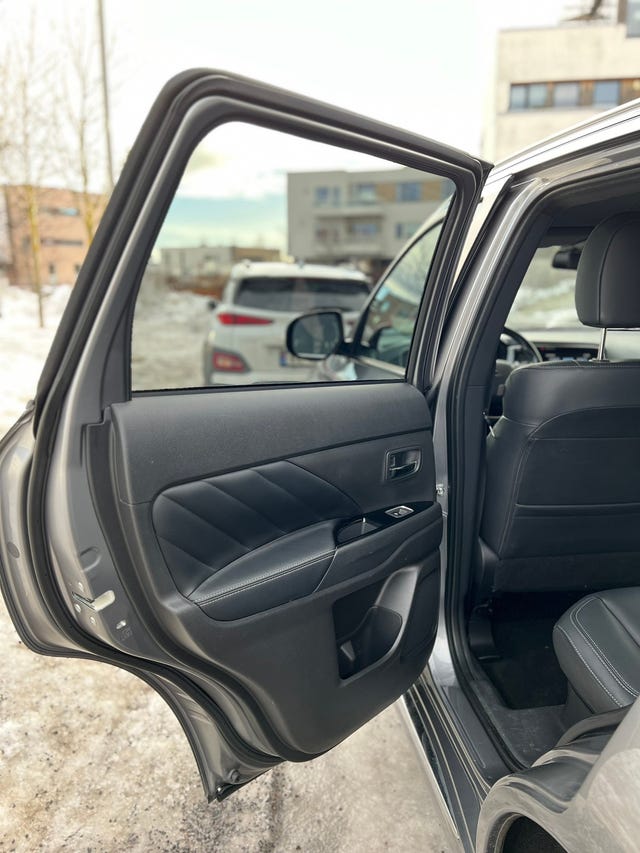 2020 MITSUBISHI OUTLANDER - 34