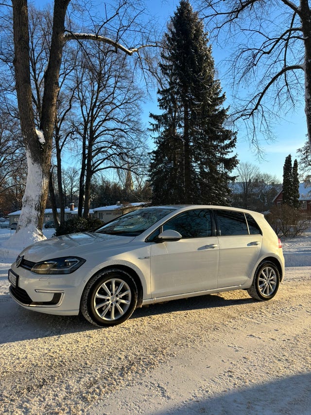 WVWZZZAUZJW900119 2018 VOLKSWAGEN GOLF-5