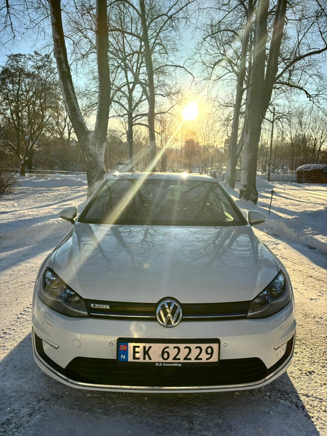 WVWZZZAUZJW900119 2018 VOLKSWAGEN GOLF-3