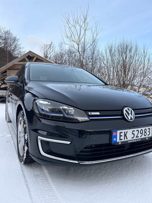 WVWZZZAUZJW900610 2018 VOLKSWAGEN GOLF-0