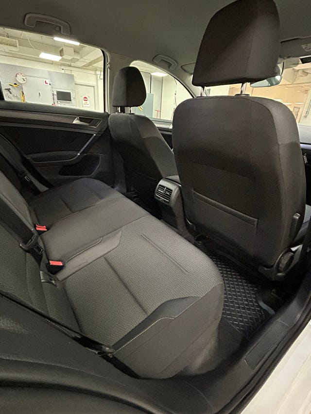 2019 VOLKSWAGEN GOLF - 17