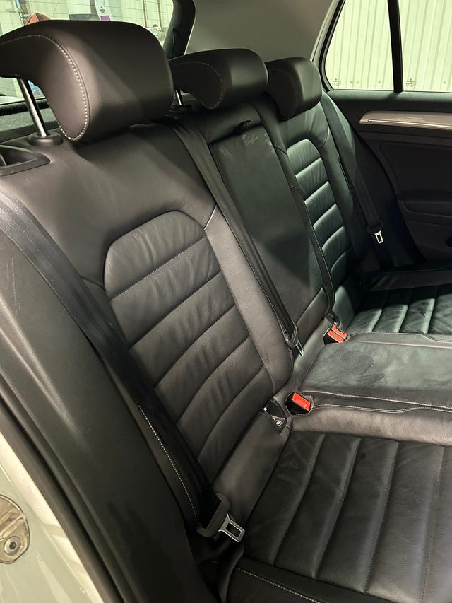 2015 VOLKSWAGEN GOLF - 33
