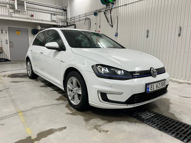 2015 VOLKSWAGEN GOLF - 7